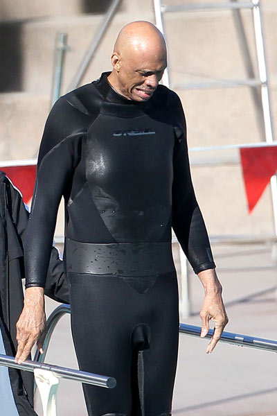 意天空：斯皮可能复出踢罗马，吉尔摩回英格兰接受耻骨痛会诊（意大利天空：斯皮有望伤愈复出战罗马，吉尔摩回英接受耻骨伤评估）