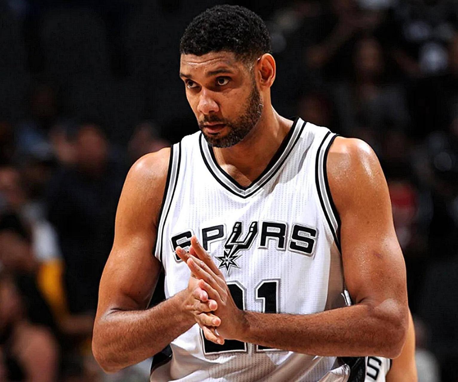 每体：巴萨仍在关注凯恩，等待他和拜仁的最终动向（每体：巴萨持续关注凯恩，静待他与拜仁的最终决定）