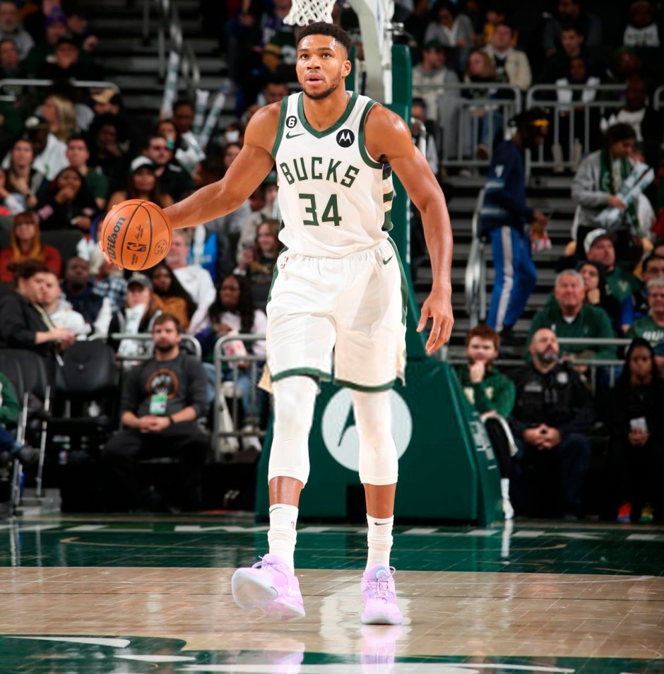 NBA球员专访：詹姆斯谈季后赛目标,（专访詹姆斯：畅谈季后赛目标与展望）