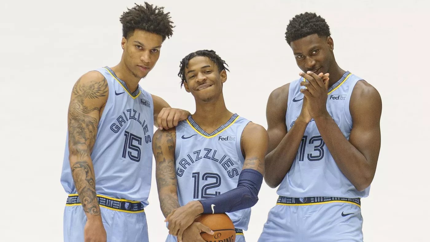 马刺和火箭，打造超级豪阵，谁更有机会交易得到字母哥（打造豪阵的马刺与火箭，谁更有望通过交易拿下字母哥？）