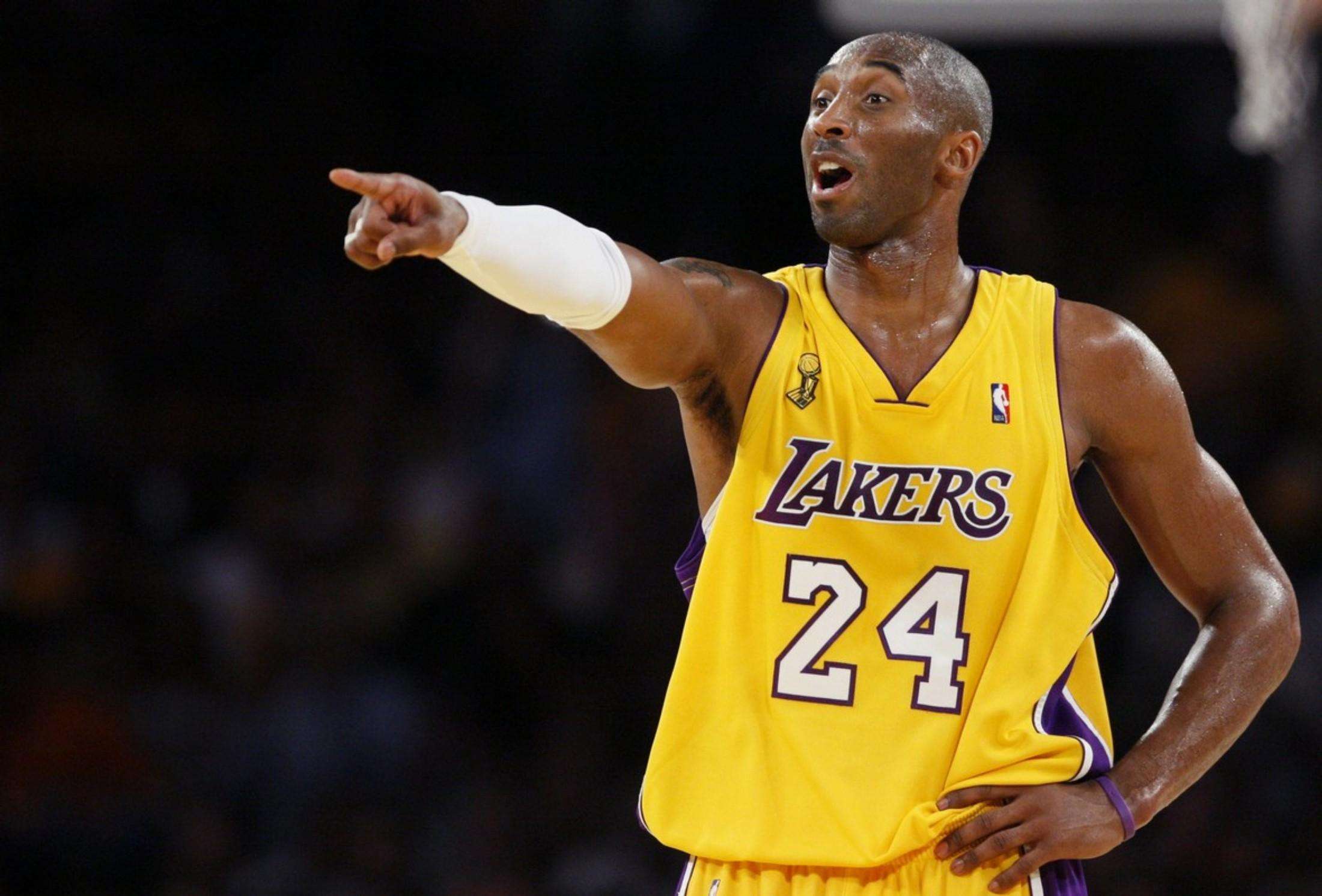 美记：字母哥加盟尼克斯有且仅有一条路，那就是他非纽约不去（美记：字母哥若想投身尼克斯，唯一途径是明确只去纽约）