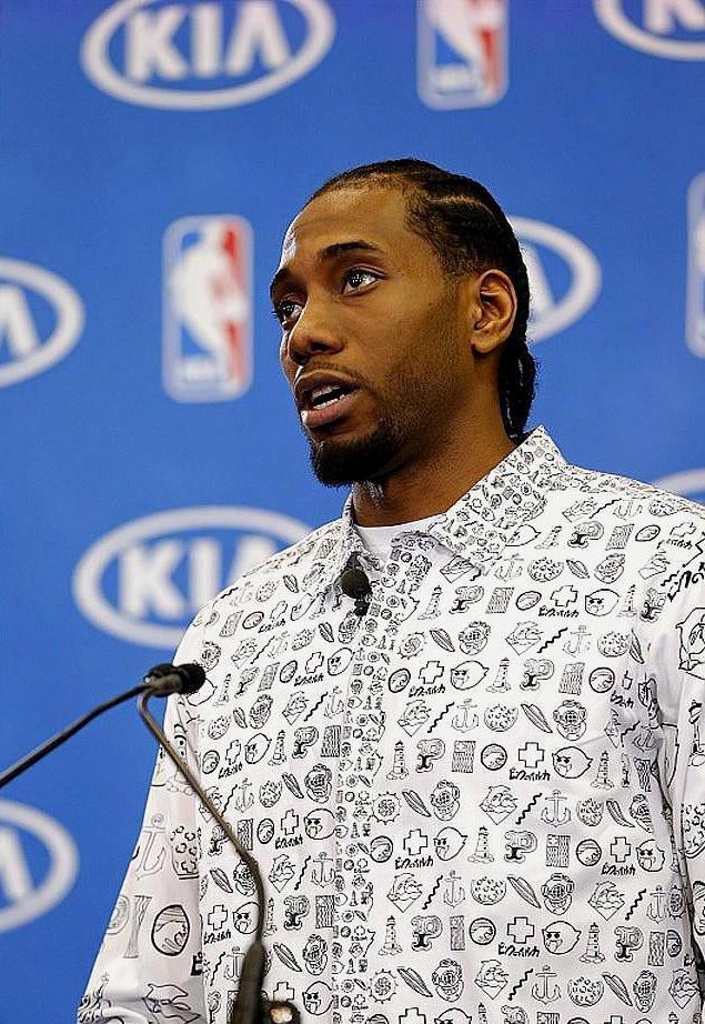 火星撞地球！枪手领跑英超&欧冠0丢球，拜仁新赛季17胜1平不败（豪门齐飞！阿森纳英超领跑欧冠零失球，拜仁新季17胜1平保持不败）